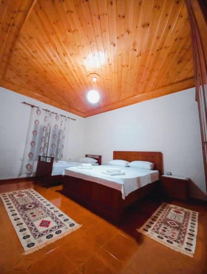 Sokolli Guest House Gjirokastër Exterior foto